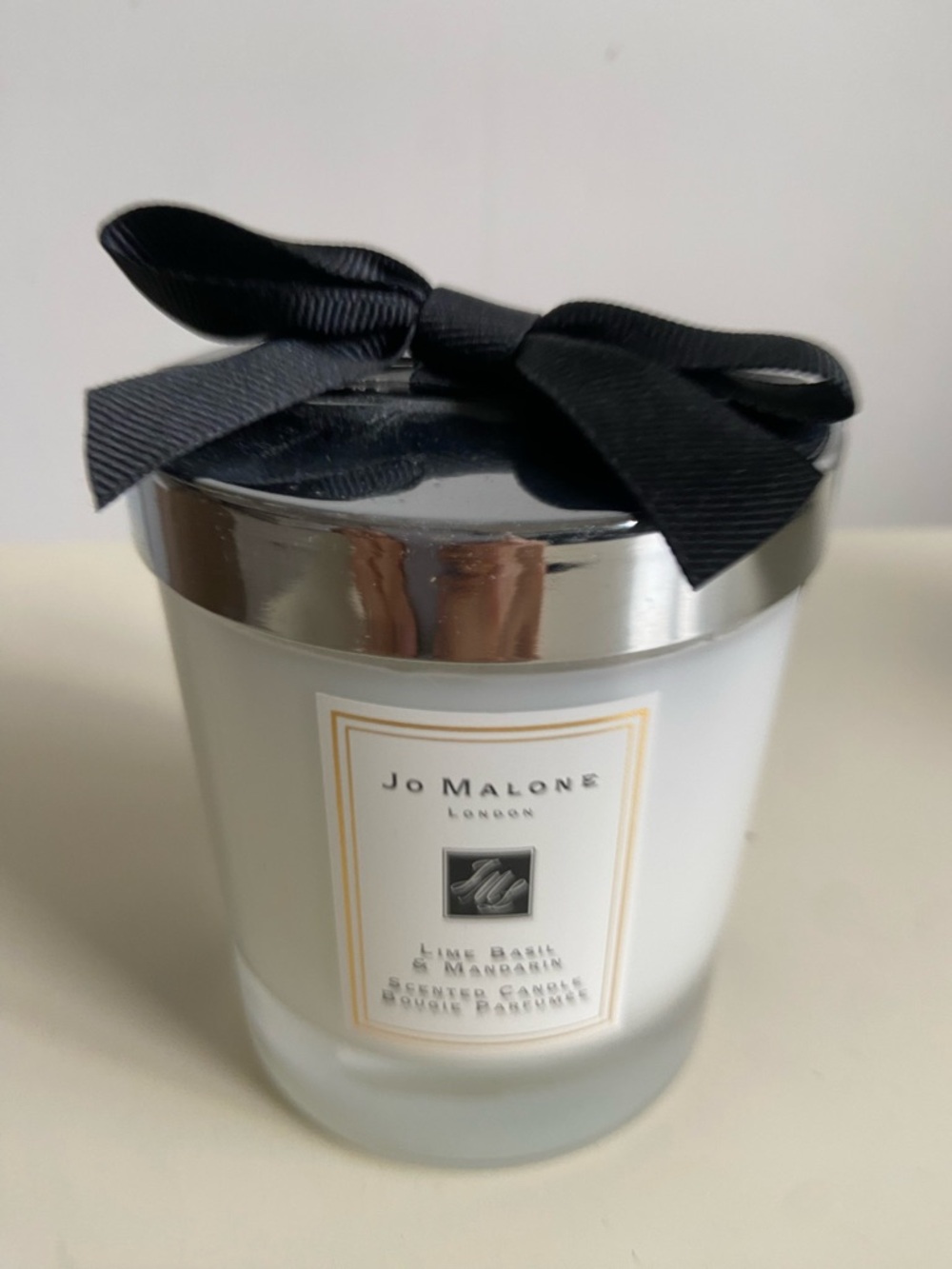 Jo Malone Lime Basil & Mandarin Candle - White with Silver